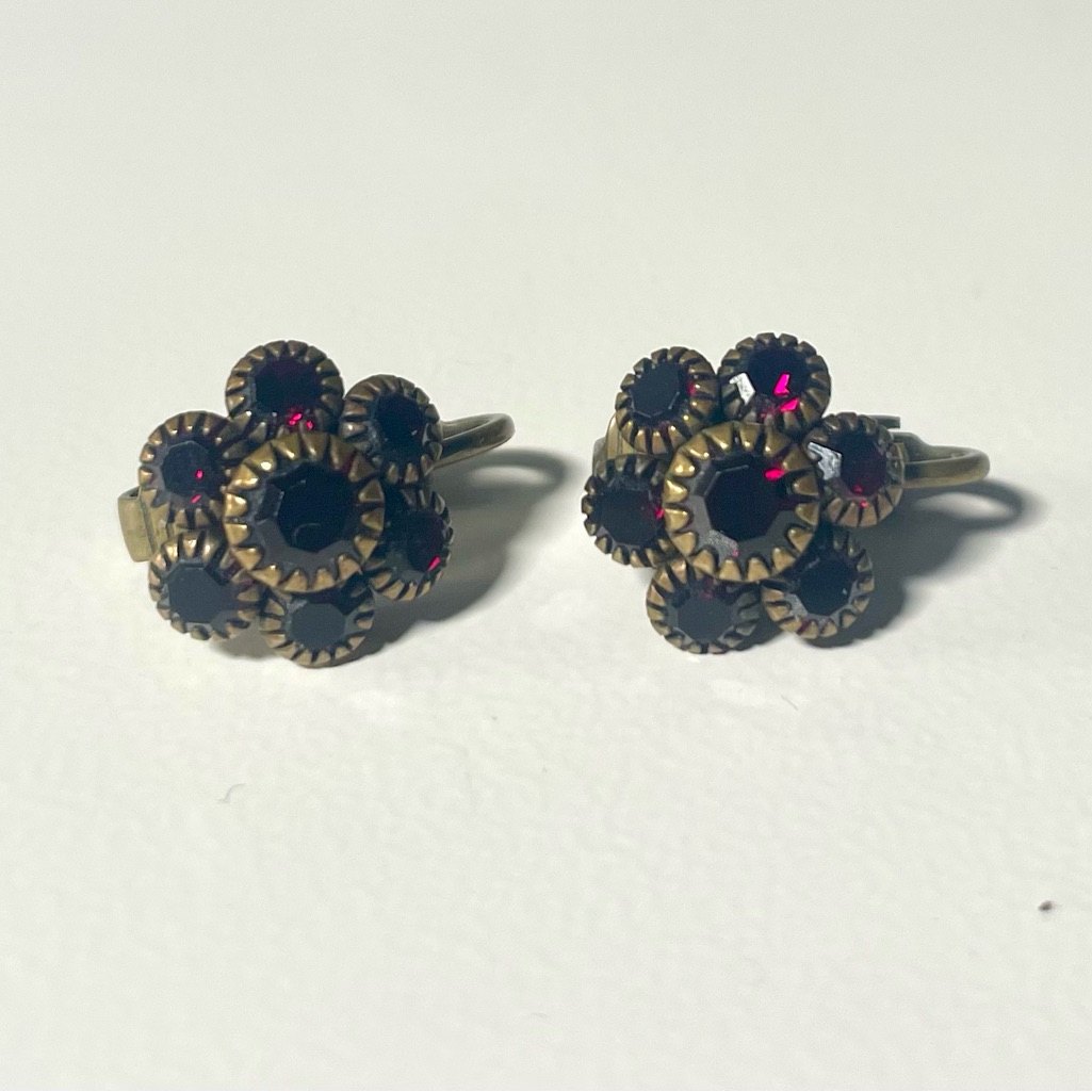 Liz Palacios Red Swarovski Crystal Flower Clip Earrings Vintage 90s Jewelry 27$